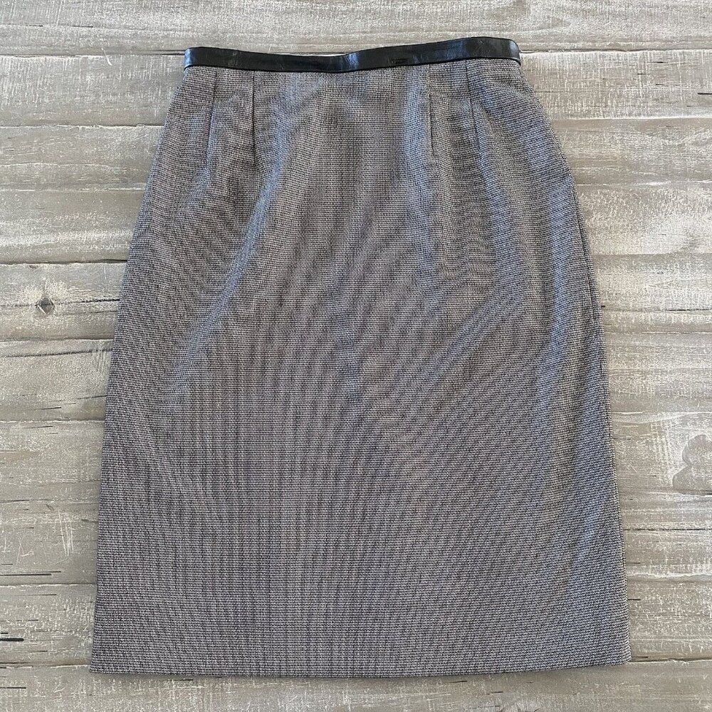 Harve‎ Benard Skirt Size 14 100% Wool Lined Slit Gray Business Career